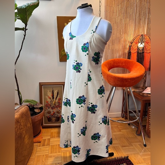70s Vintage Floral Pinafore Sundress - Picture 4 of 5